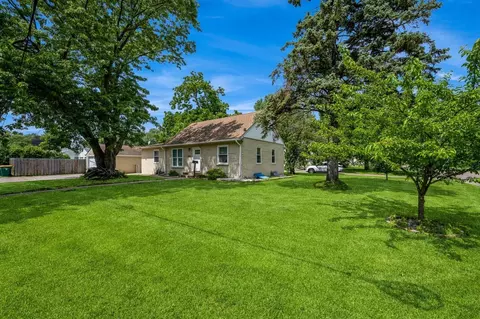 5801 Oregon Ave N, Crystal, MN 55428