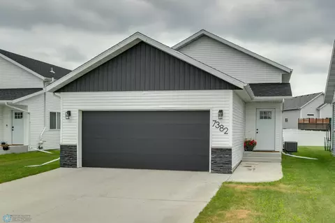 7382 24th St S, Fargo, ND 58104
