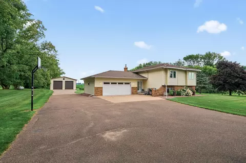7126 Jason Ave NE, Monticello, MN 55362