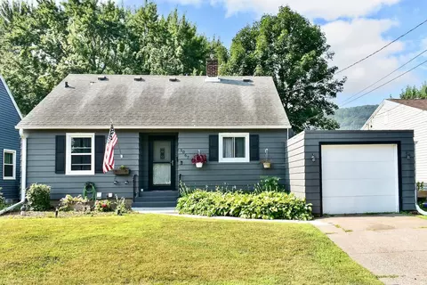 1067 Gilmore Ave, Winona, MN 55987