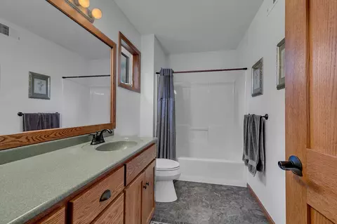 Bath - 1609 1st St N, Cold Spring, MN 56320 photo 4 of 5