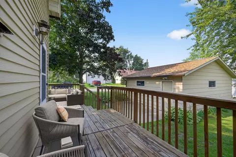 140 5th St SW, Plainview, MN 55964 photo 32