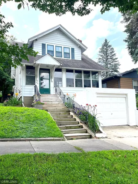 231 Bradley St, Mankato, MN 56001