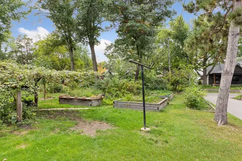 Exterior - 4906 Johnson Ave, White Bear Lake, MN 55110 photo 10 of 11