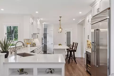Kitchen - 4906 Johnson Ave, White Bear Lake, MN 55110 photo 1 of 6