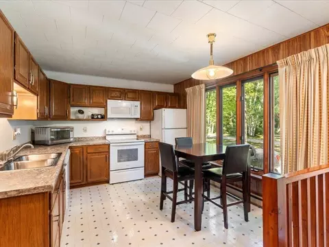 Kitchen - 20535 Ward Ave, Brainerd, MN 56401 photo 1 of 1