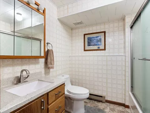 Bath - 20535 Ward Ave, Brainerd, MN 56401 photo 2 of 2