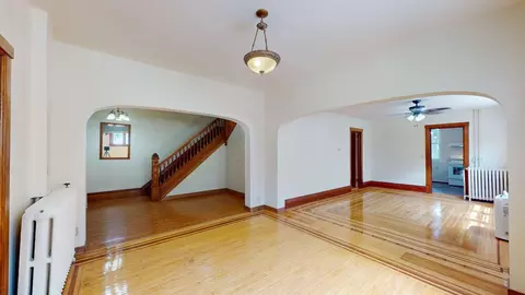 Living - 615 3rd St SE, Willmar, MN 56201 photo 2 of 4