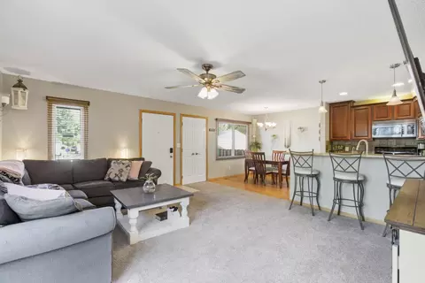 3467 Greenwood Ct S, Eagan, MN 55122