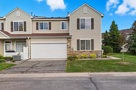 15672 Emerald Dr N #1, Hugo, MN 55038