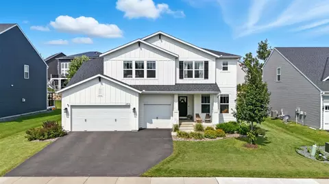 6816 157th St, Savage, MN 55378