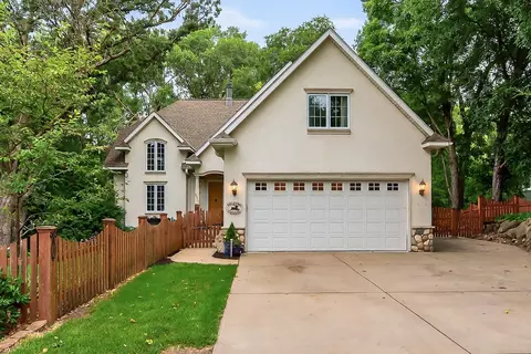 15312 Mckenzie Blvd, Minnetonka, MN 55345