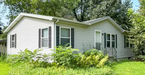 310 E Scott St, Jeffers, MN 56145