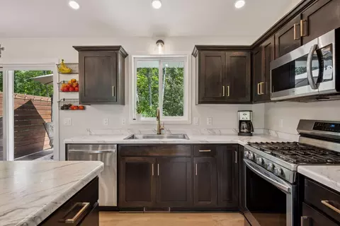Kitchen - 9953 13th Ave, Becker, MN 55308 photo 3 of 3