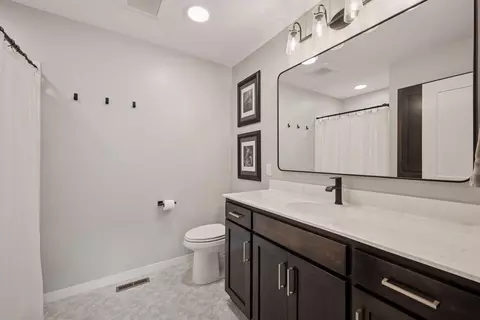 Bath - 9953 13th Ave, Becker, MN 55308 photo 1 of 3