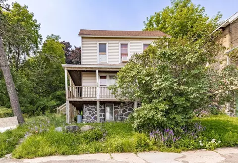 1520 W 1st St, Duluth, MN 55806