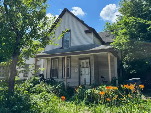 914 18 12 Ave NE, Minneapolis, MN 55418
