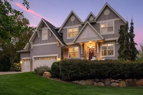 21360 Christmas Ln, Shorewood, MN 55331