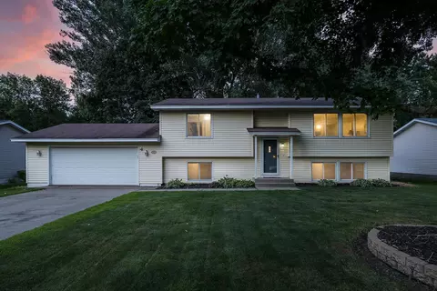 11918 Utah Ave N, Champlin, MN 55316