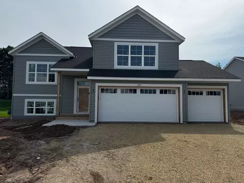 809 Fox River Rd, Somerset, WI 54025
