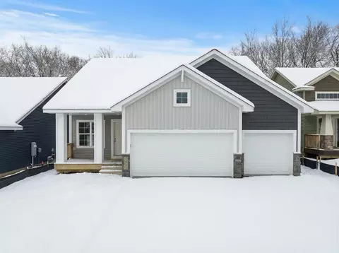 7833 Ava Trl, Inver Grove Heights, MN 55077