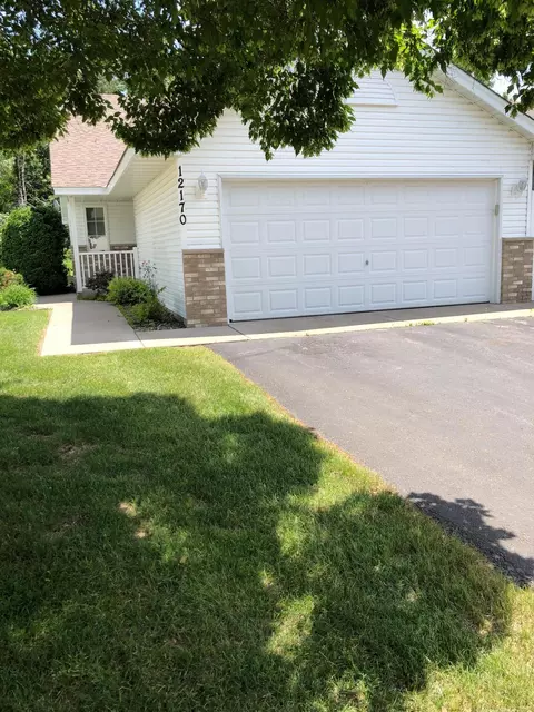 12170 Hillcrest Ct SE, Becker, MN 55308