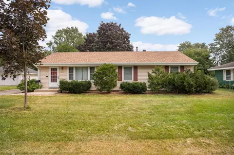 9533 Oakland Ave S, Bloomington, MN 55420