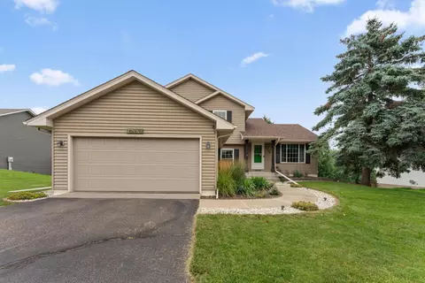 16370 Goodview Trl, Lakeville, MN 55044
