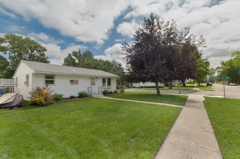 201 4th St NW, Dilworth, MN 56529 photo 23