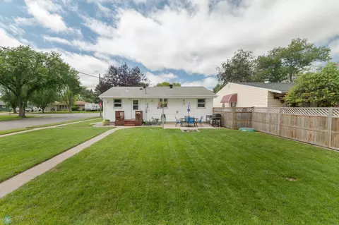 201 4th St NW, Dilworth, MN 56529 photo 22