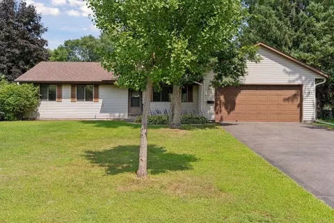 7457 Jeffery Ln S, Cottage Grove, MN 55016