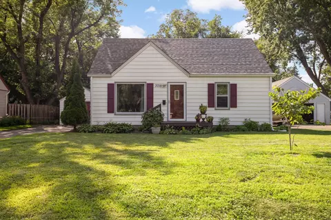 3715 Yates Ave N, Crystal, MN 55422
