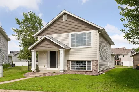 3047 212th St W, Farmington, MN 55024