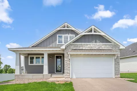 226 Jade Trl N, Lake Elmo, MN 55042