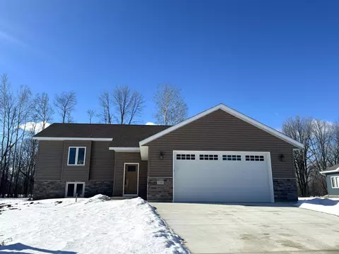 1310 SE Greenleaf Rd, Owatonna, MN 55060