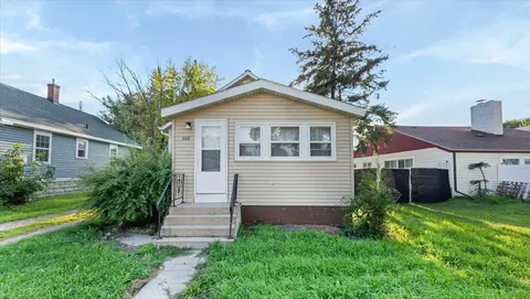 Exterior - 908 2nd St SW, Willmar, MN 56201 photo 1 of 3