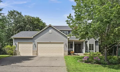 16360 Victoria Curv SE, Prior Lake, MN 55372