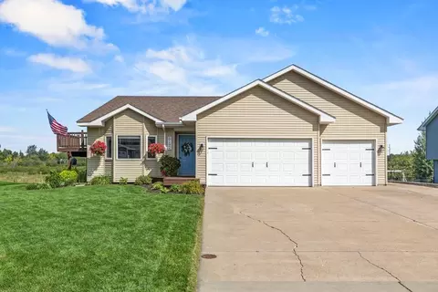 6192 147th St N, Hugo, MN 55038