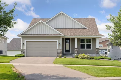9109 Jade Cir N, Lake Elmo, MN 55042