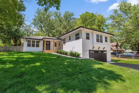 51 Hackberry Hl, Orono, MN 55356