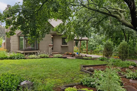 4019 Natchez Ave, Edina, MN 55416