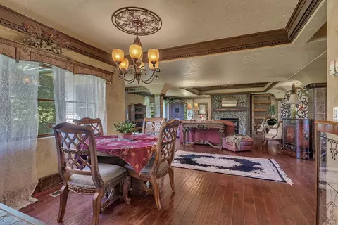 Dining - 3609 Highway 12 E, Willmar, MN 56201 photo 3 of 3