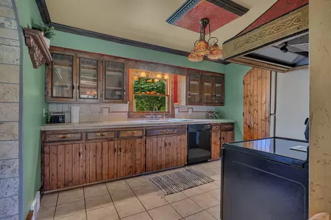 Kitchen - 3609 Highway 12 E, Willmar, MN 56201 photo 2 of 4