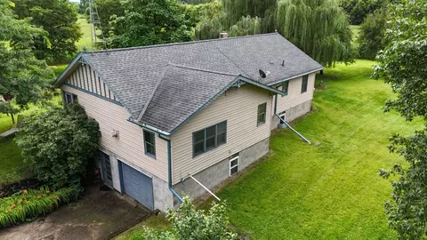 Exterior - 3609 Highway 12 E, Willmar, MN 56201 photo 14 of 23