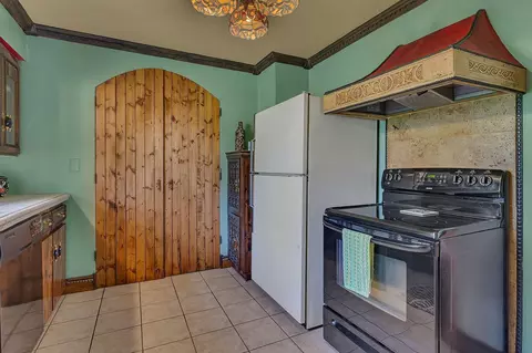 Kitchen - 3609 Highway 12 E, Willmar, MN 56201 photo 3 of 4