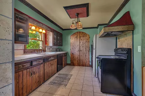 Kitchen - 3609 Highway 12 E, Willmar, MN 56201 photo 1 of 4