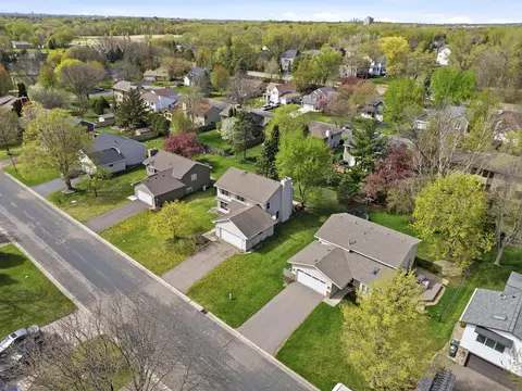 1053 Kettle Creek Rd, Eagan, MN 55123 photo 46