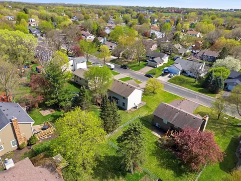 1053 Kettle Creek Rd, Eagan, MN 55123 photo 48