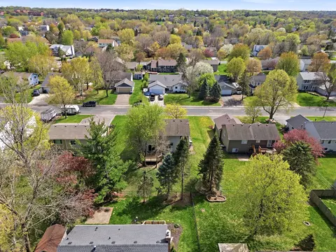 1053 Kettle Creek Rd, Eagan, MN 55123 photo 47