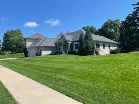 7693 S Bay Dr, Bloomington, MN 55438